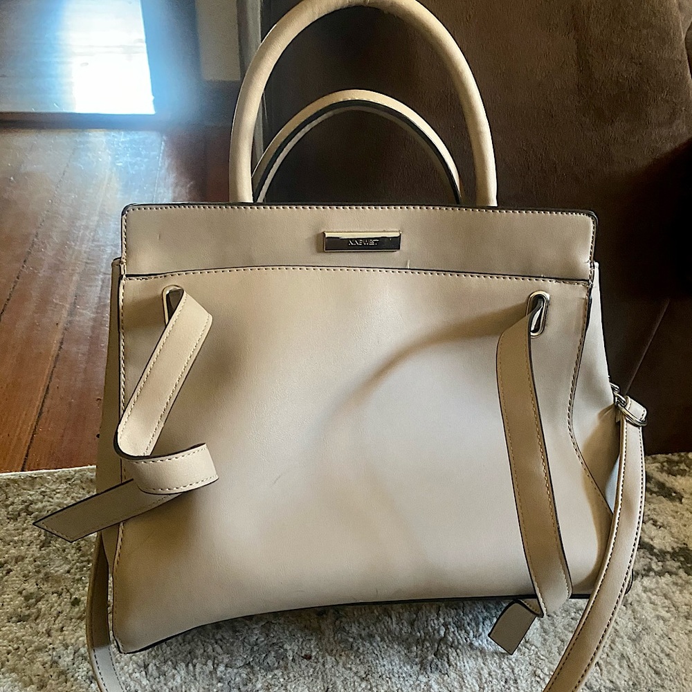 💕Nine West Handbag💕